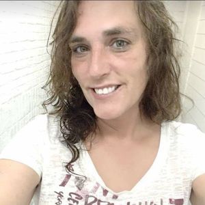 Meet your Posher, Bobbie